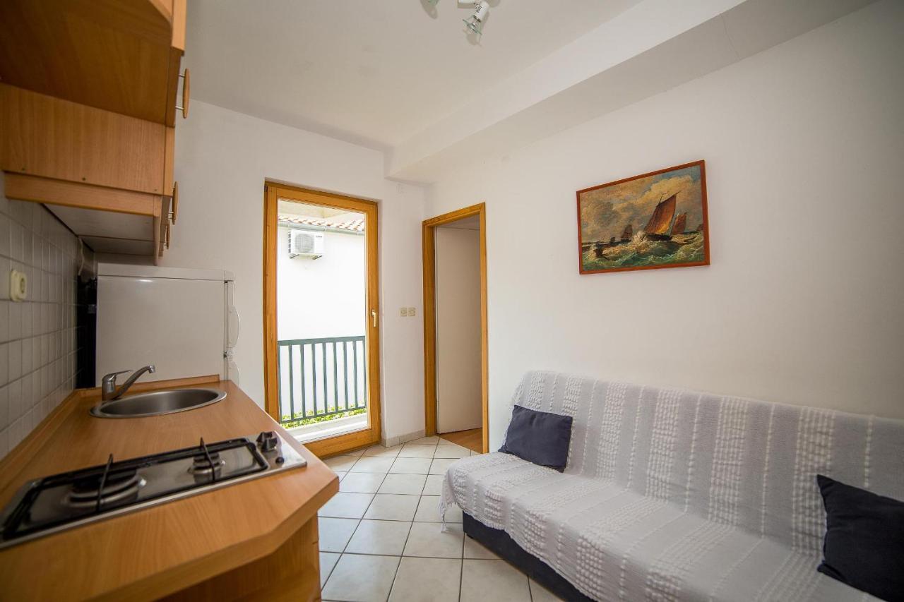 Apartments Grulovic Srima Bagian luar foto