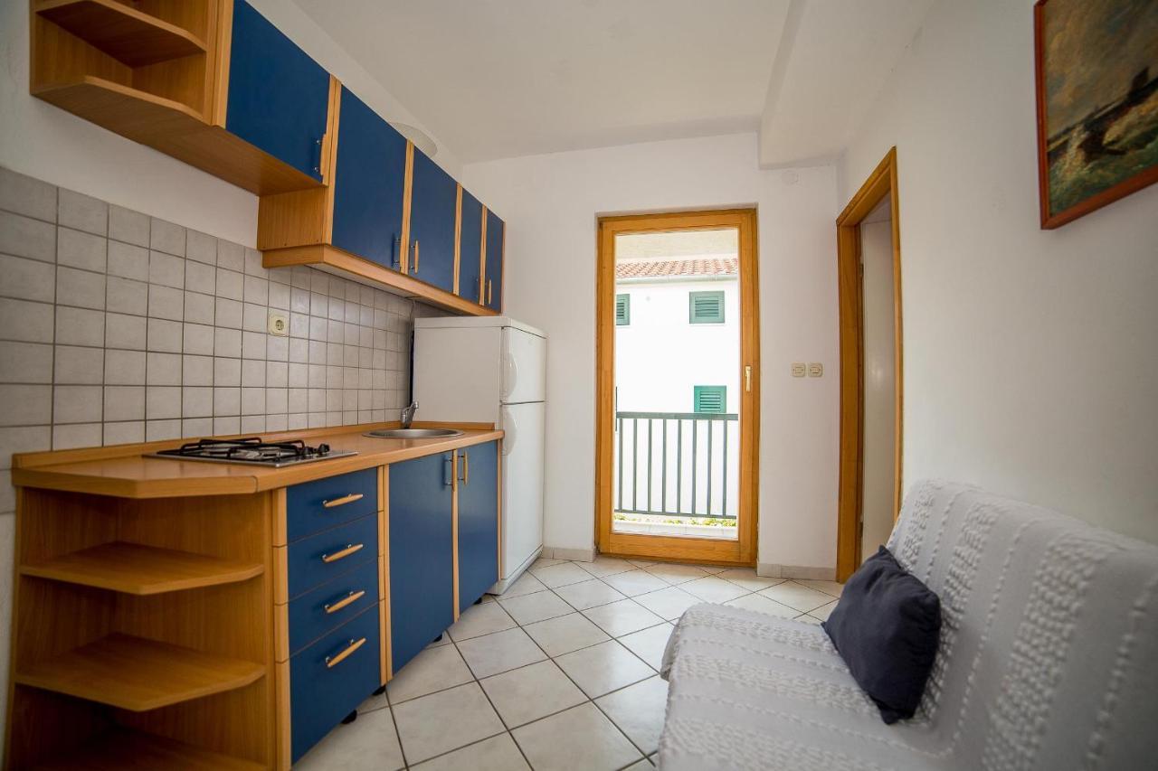 Apartments Grulovic Srima Bagian luar foto