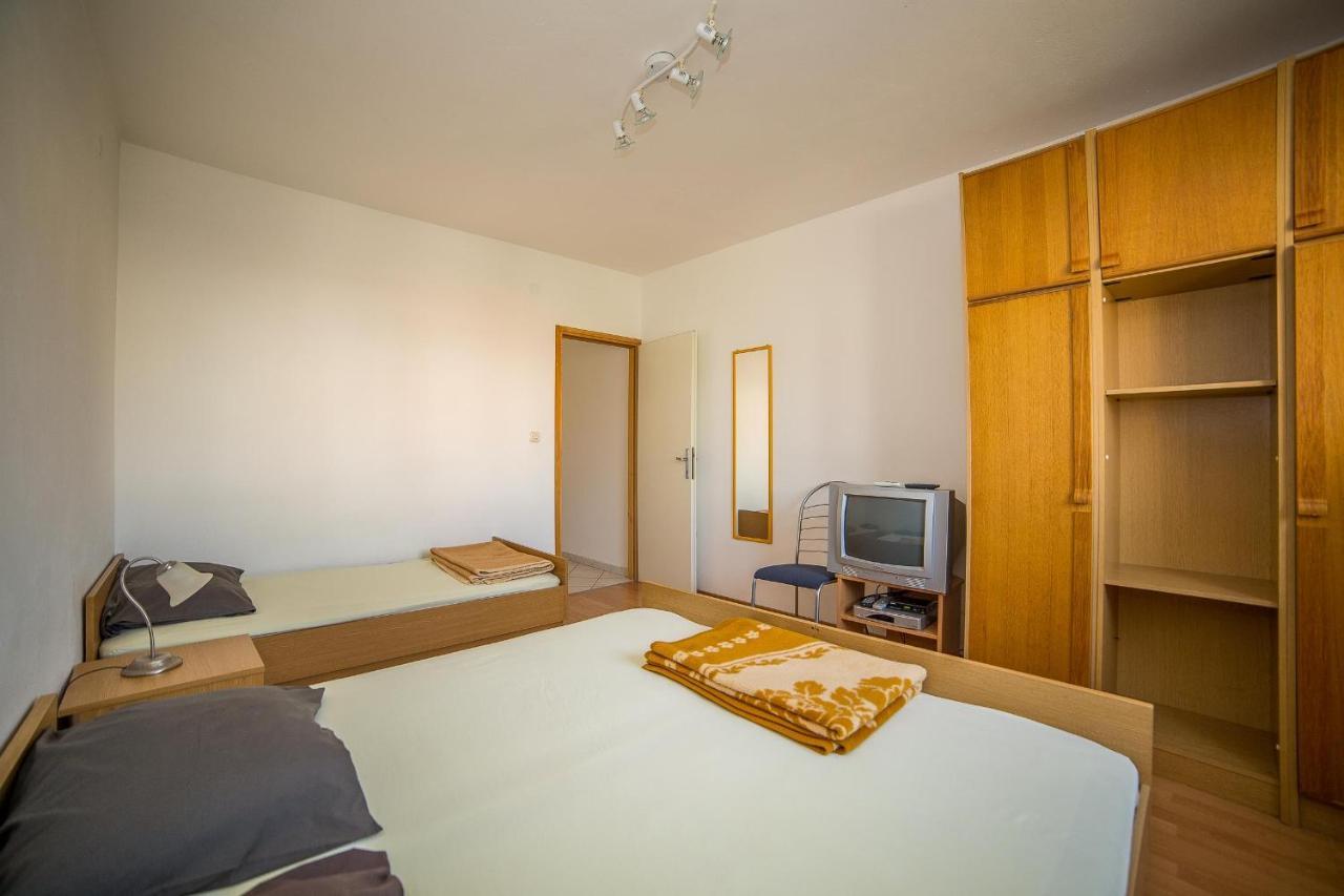 Apartments Grulovic Srima Bagian luar foto